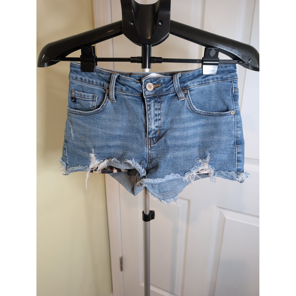 KanCan Denim Shorts Womens M Blue Distressed‎ Leopard Print Pocket Lining